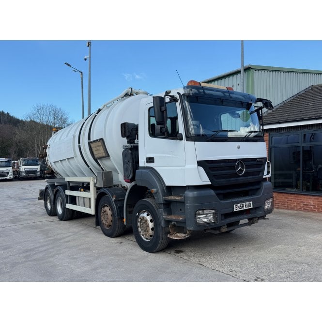 MERCEDES Mercedes Axor 3236 8x4 Vacuum Tanker 2008 