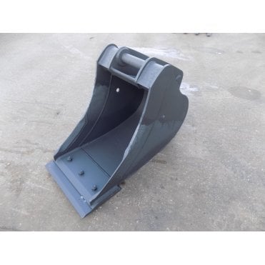 MILLER 24" (600mm) Scoop Bucket with Reversible Blade to suit 13 ton excavator