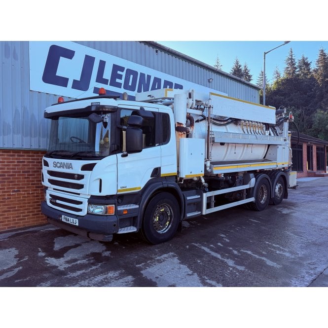 SCANIA Scania P410 6x2 Vacuum Tanker 2014